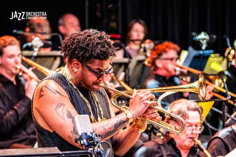 Celebrating Miles Davis met Lef (Review Heaven Music Magazine)